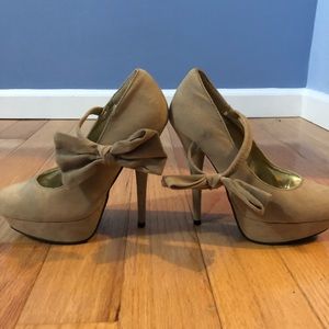 Charlotte Russe (Bumper) nude heels
